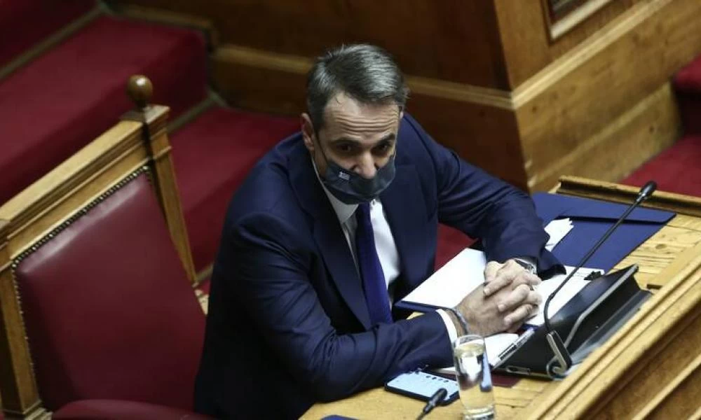 Μητσοτάκης: ''Την μάσκα θα την φοράμε και μετά τον εμβολιασμό''